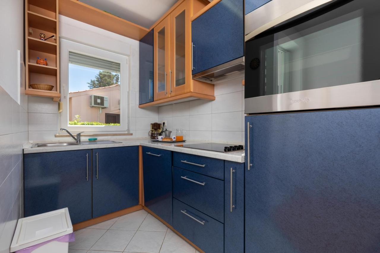 Cozy Fritz With Garage Apartment Rovinj